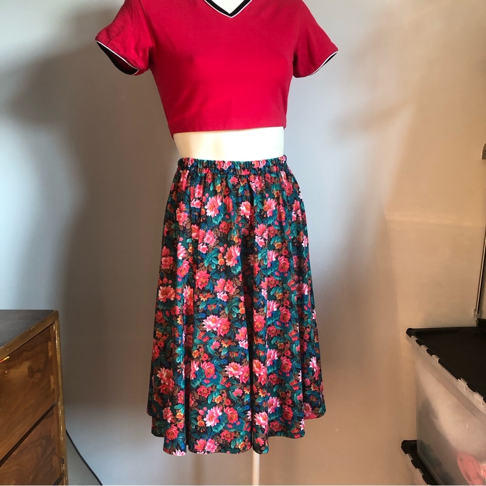 Faded 90s knit floral skirt elastic waist pilled distressed cool! - Picture 2 of 7